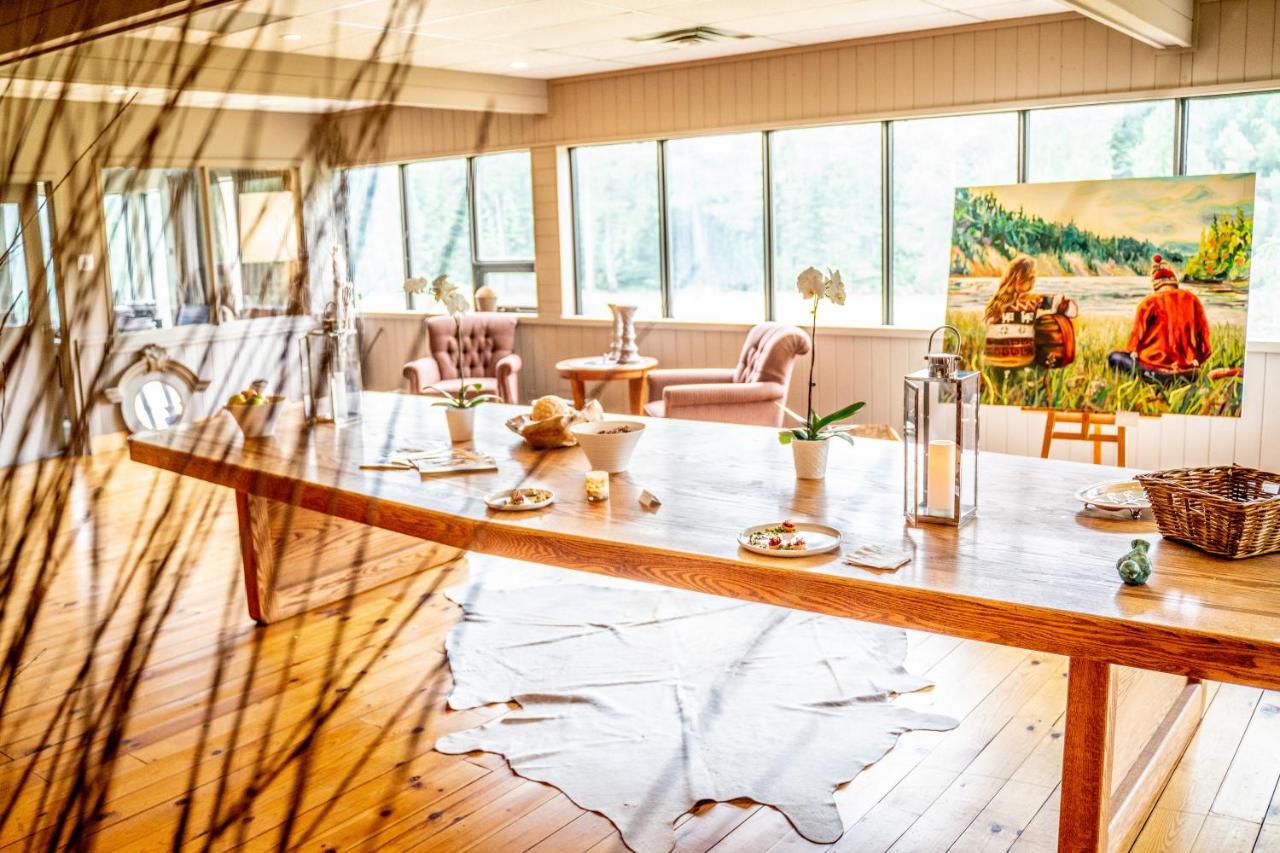 Nomi Resort Harcourt Bagian luar foto