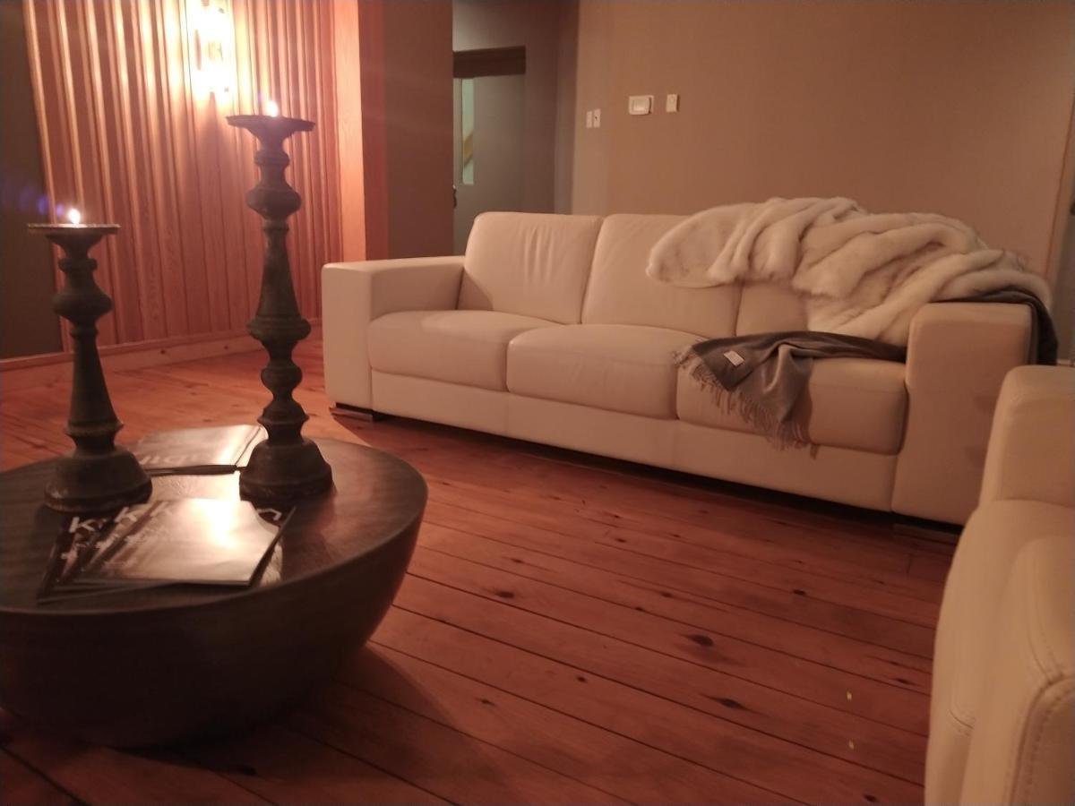 Nomi Resort Harcourt Bagian luar foto